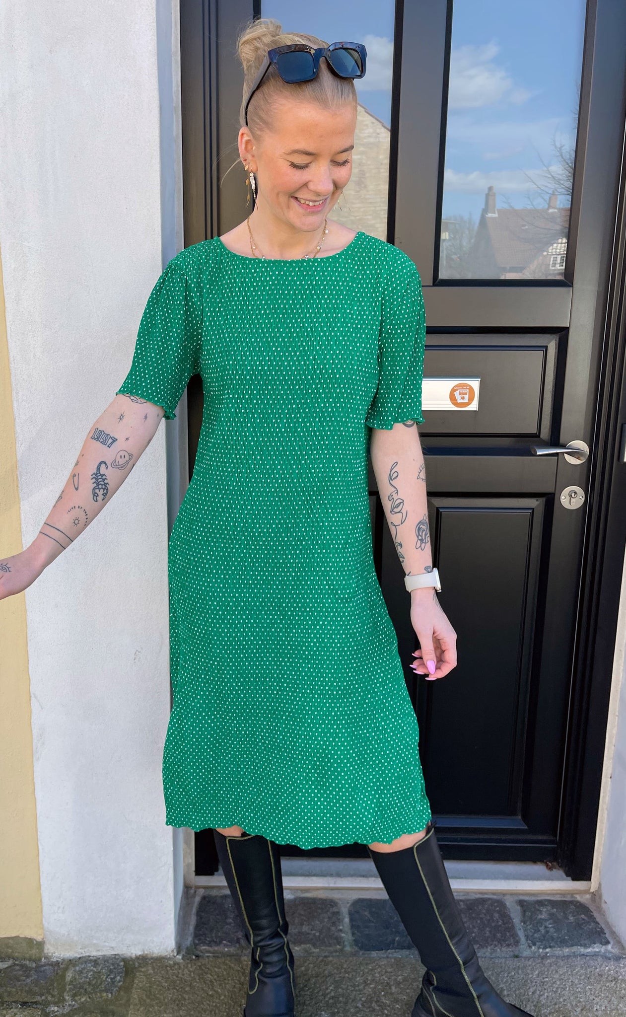 Kjole Holly Plisse Green White Dots Fra Mulieres - 5738539026424