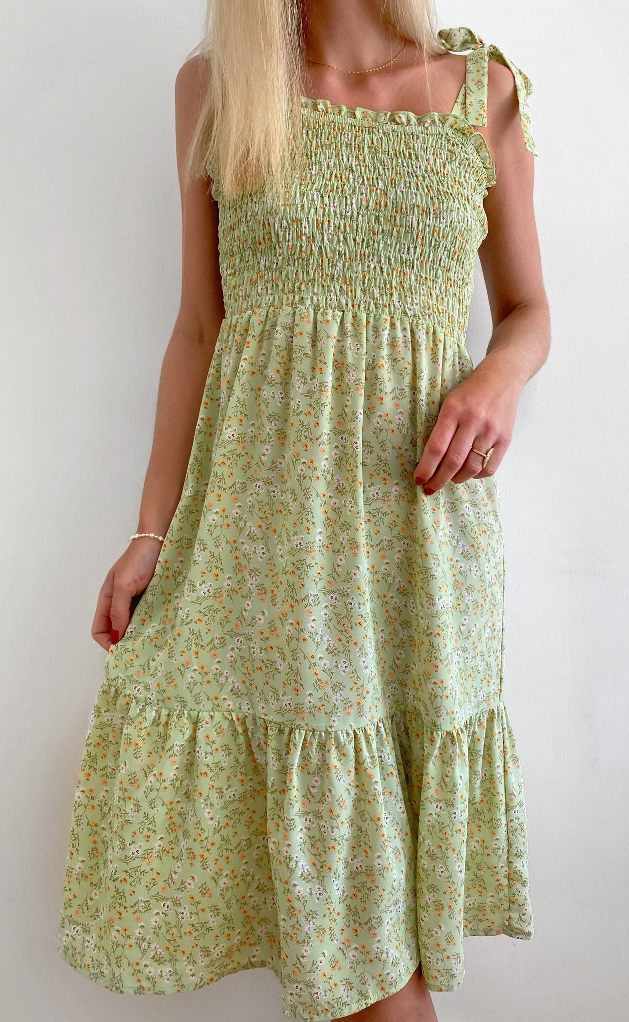 Kjole Nicole Mint Green Flower Fra Mulieres - 5738539009335