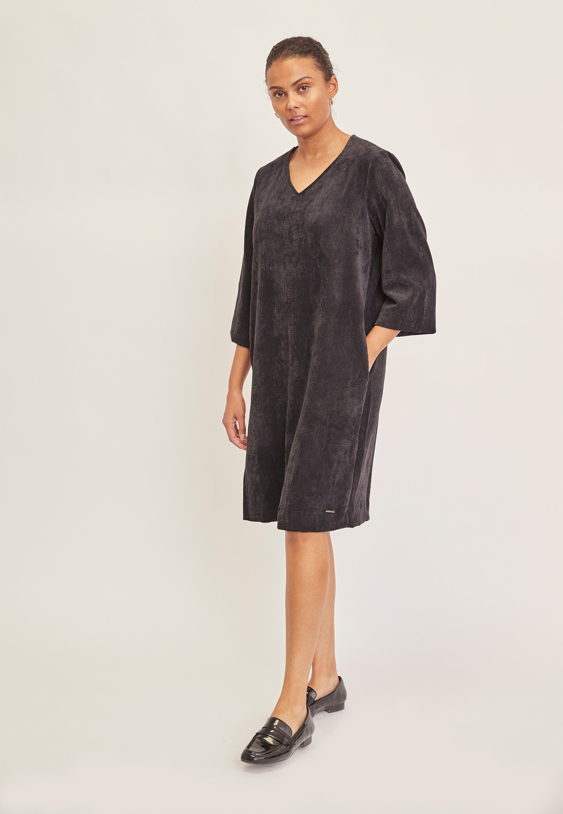 Etchatrin Black Kjole 38 Fra Elton - 5715236637139