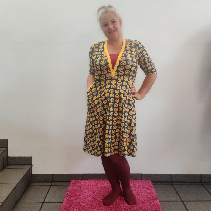 Plus Size Kjole Ama Smiley Fra Amamiko