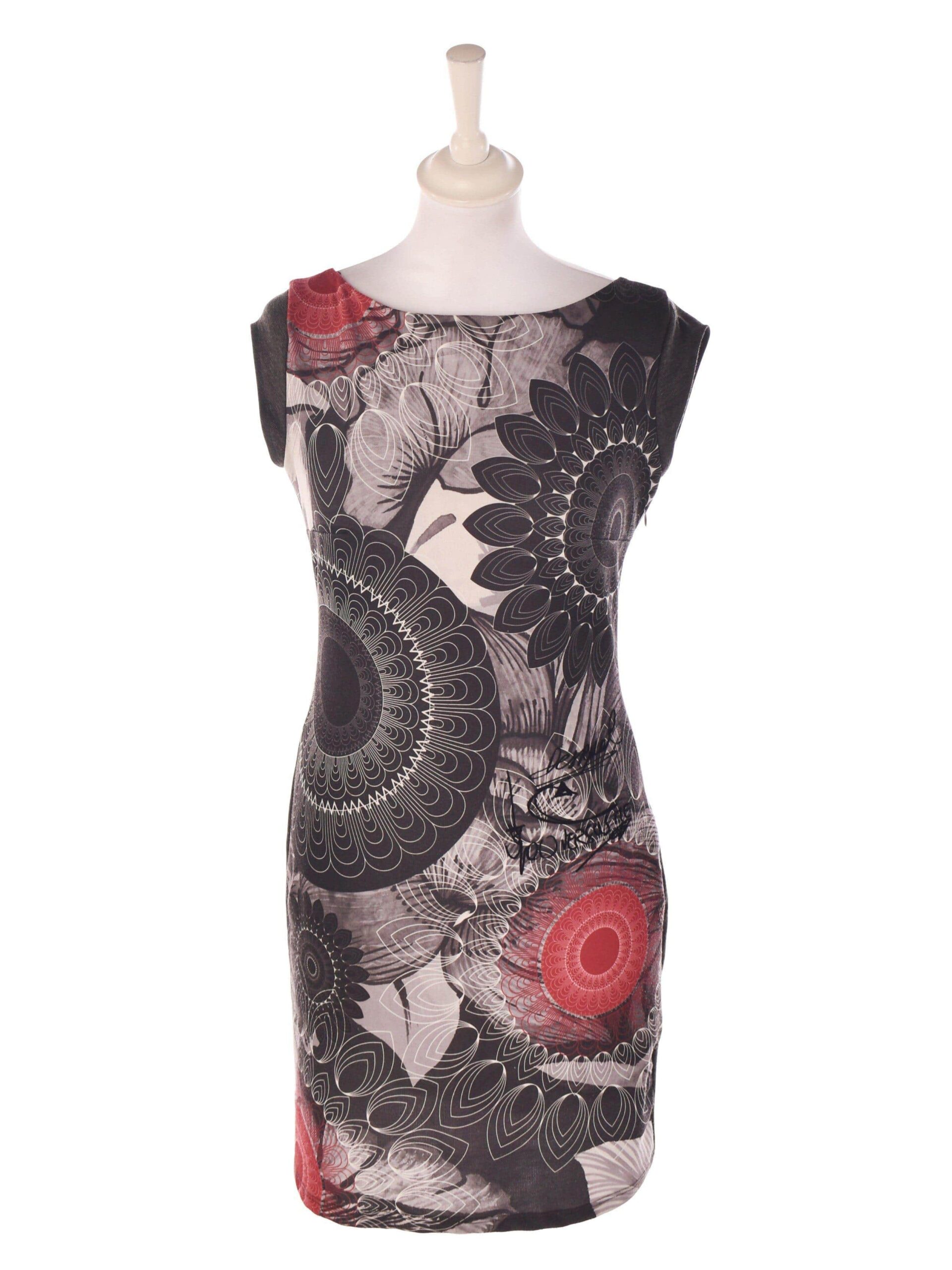 Secondhand Kvinde Kjole S Fra Desigual